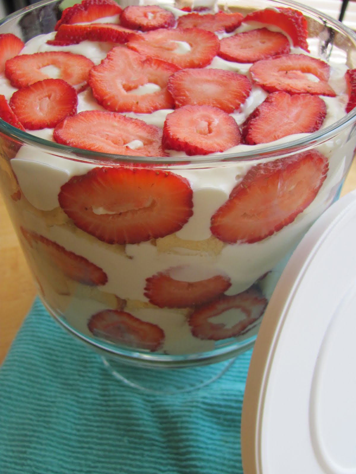 pampered chef trifle bowl recipes strawberry